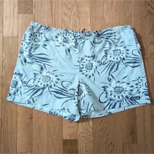 Patagonia Men's 5" Baggies Gray Floral 2XL
